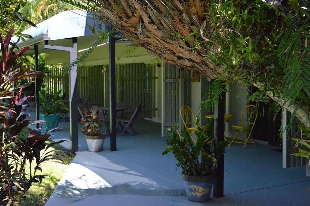 Bramston Beach Motel 외부 사진